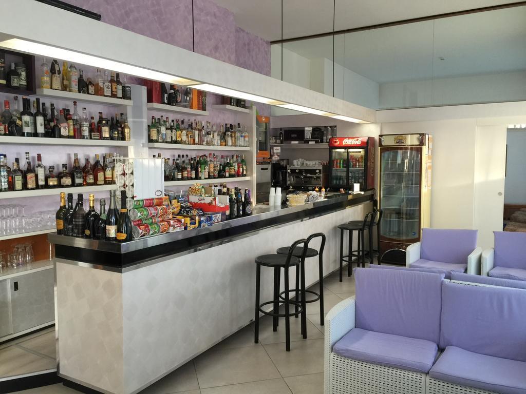 Hotel Sahara Milano Marittima Eksteriør billede