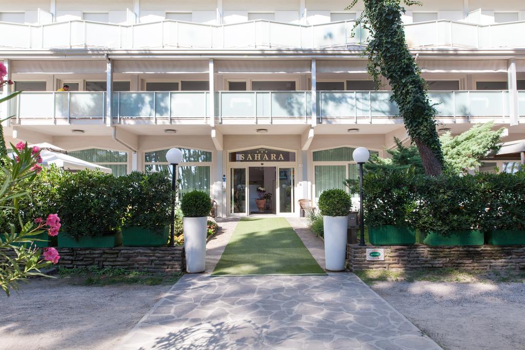 Hotel Sahara Milano Marittima Eksteriør billede