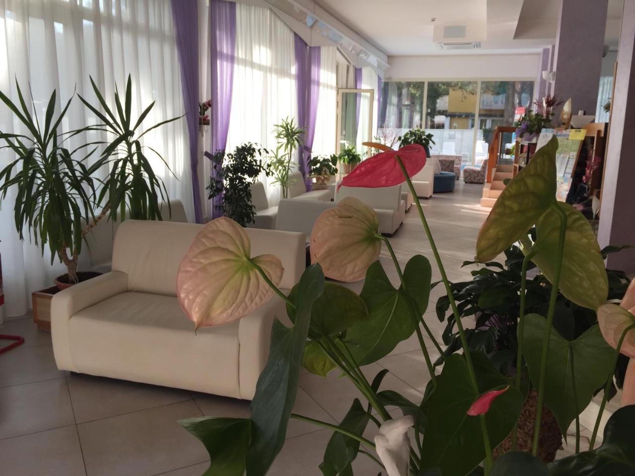 Hotel Sahara Milano Marittima Eksteriør billede